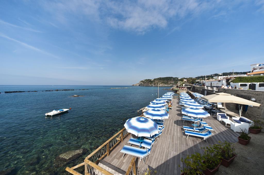 Residence Hotel La Rotonda Sul Mare Forio  Exterior photo